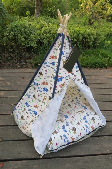 Luxury Pet Teepee - Safari Theme